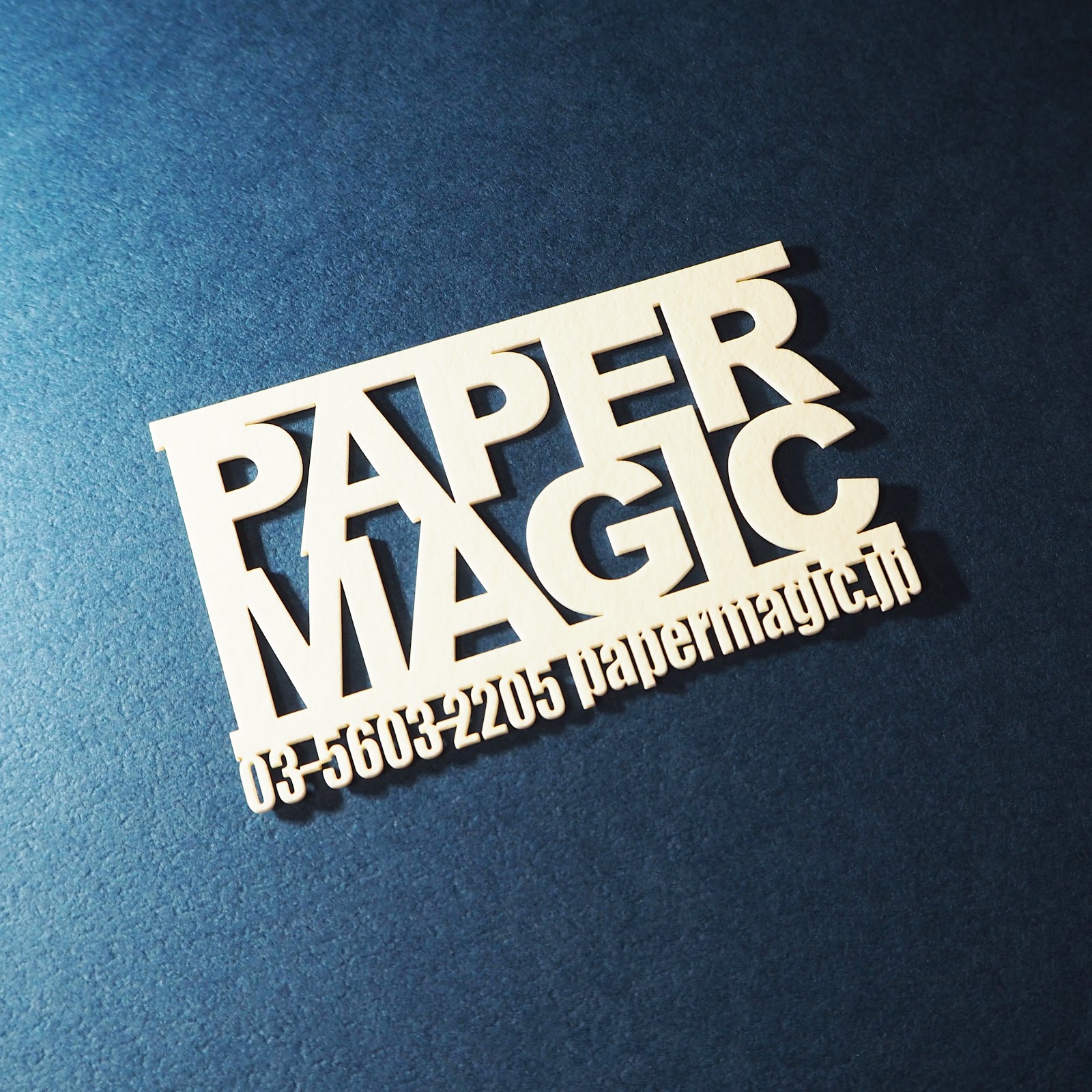 大日印刷株式会社（PAPER MAGIC）様は紙の印刷&レーザーカット加工で紙製のギフト・ノベルティ・グッズを作成されています。