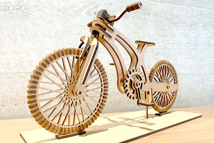 レーザー加工サンプル：自転車のプラモデル（MDF）｜レーザー加工データを購入できるサイト「Etsy（エッツィ）」｜レーザー加工道場