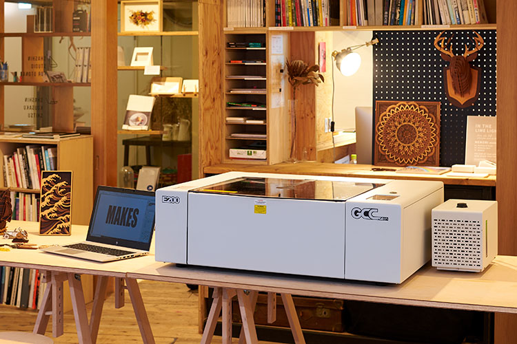 導入機種：サブスク型レーザー加工機 MAKES（メイクス）｜クラフトマンエッセンス様｜レーザー加工機・レーザーカッターの導入事例